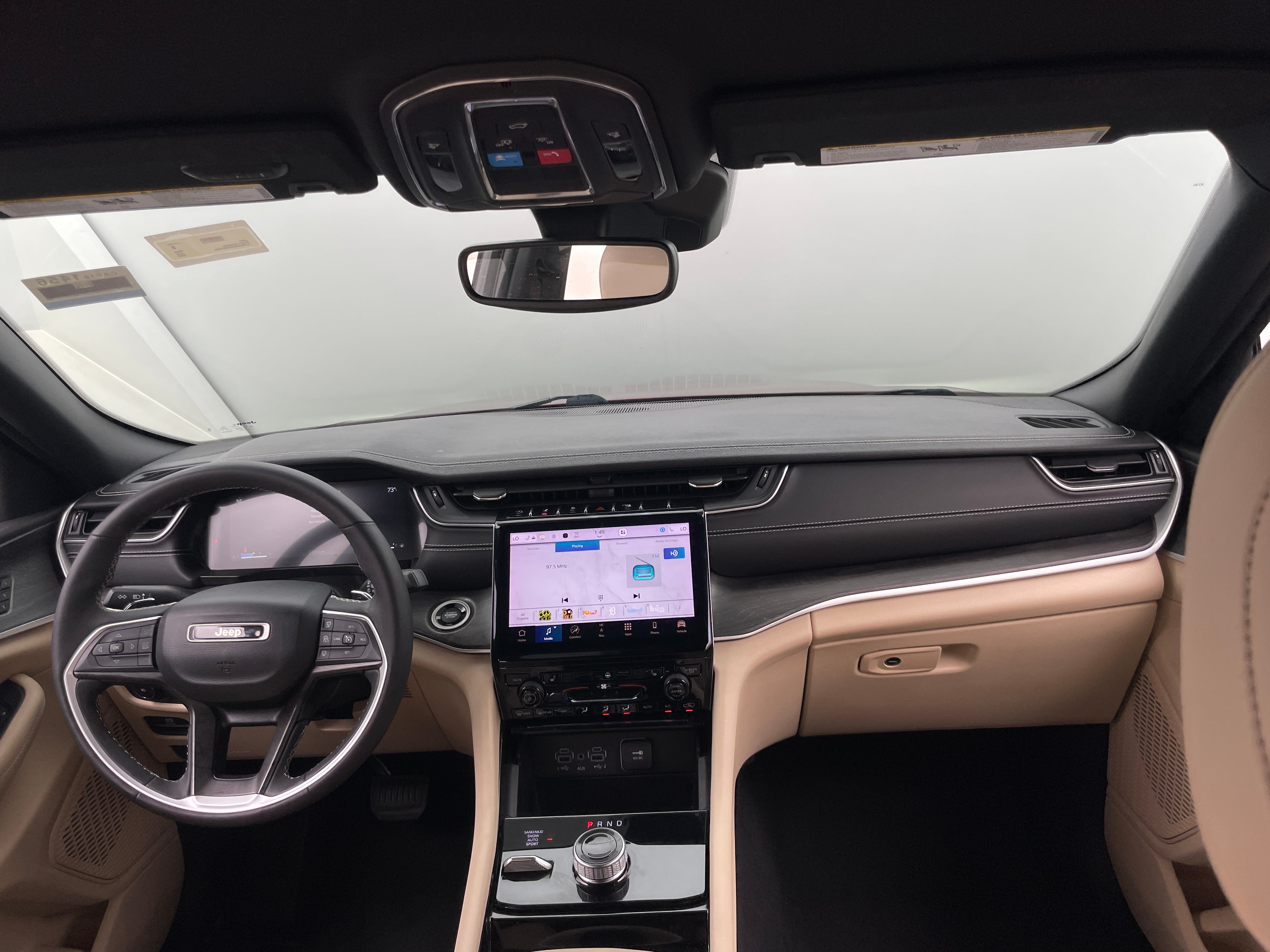 jeep grand cherokee 2023 1C4RJHBGXPC627634 image jeep grand cherokee 2023 1C4RJHBGXPC627634 image